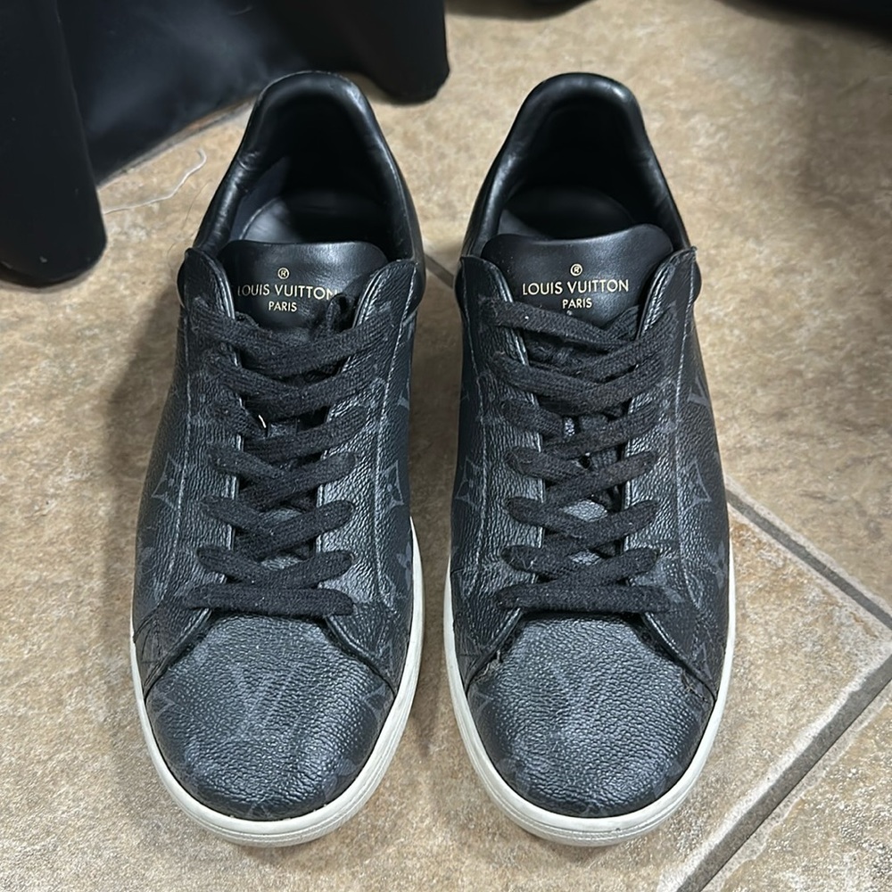 Men’s Louis Vuitton sneakers